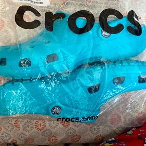 New in bag, Digital aqua , unisex m9/w11 and Brand New with tags.